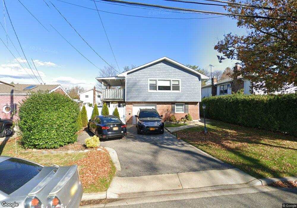 106 Evergreen Ave, Bethpage, NY 11714 - photo 1