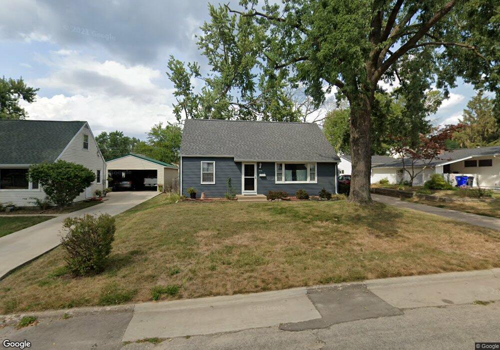3832 Vine Ave SE, Cedar Rapids, IA 52403 - photo 1