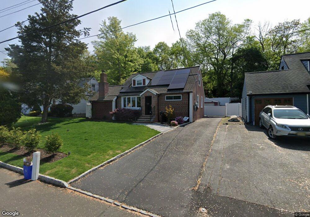 25 Deerfield Dr, West Orange, NJ 07052 - photo 1