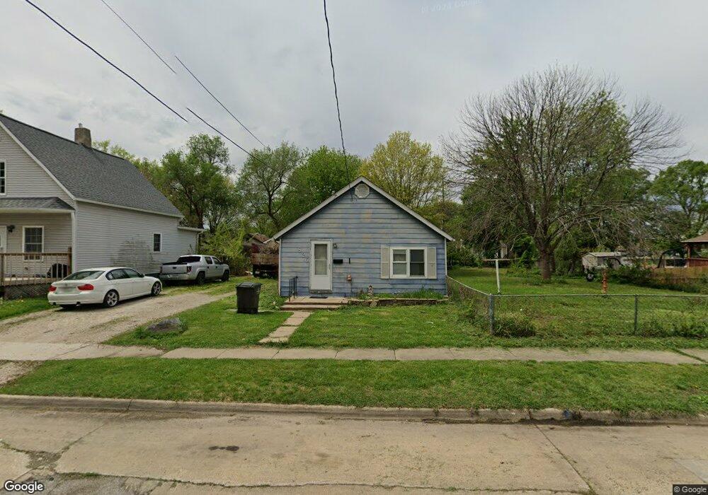 826 E 23rd Ct, Des Moines, IA 50317 - photo 1