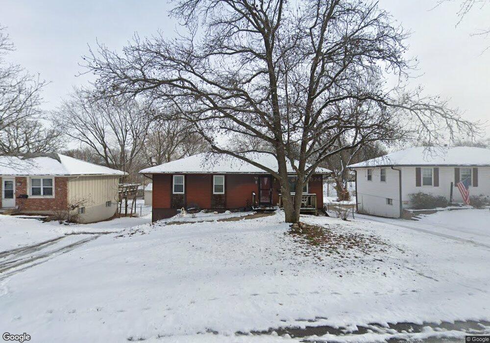 3009 S Vermont Ave, Independence, MO 64052 - photo 1