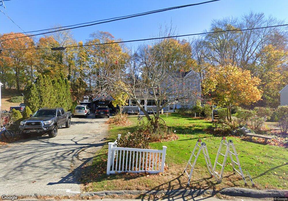 51 Terrace Ave, Niantic, CT 06357 - photo 1