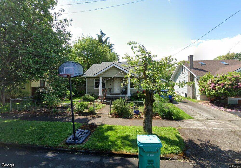 2046 N Winchell St, Portland, OR 97217 - photo 1