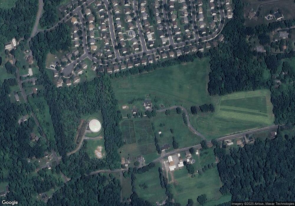 6971 Mountain Rd, Macungie, PA 18062 - photo 1