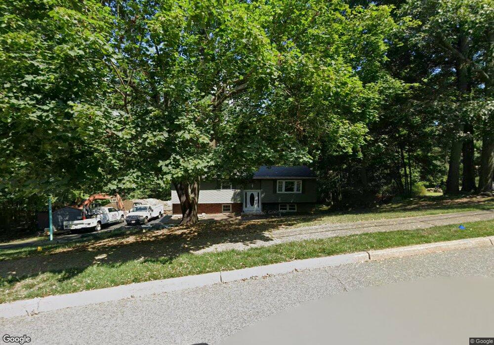 Sold $822,719 • Co-Listing Agent