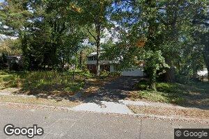 209 Parry Dr, Moorestown, NJ 08057