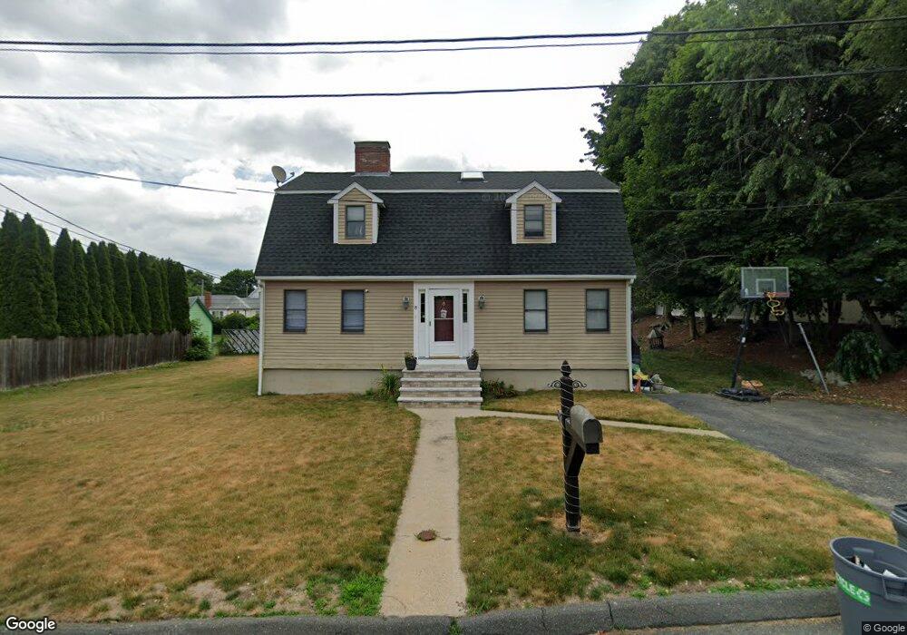 8 Maple Rd, Saugus, MA 01906 - photo 1