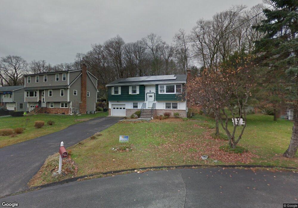 28 Fado Ln, Cos Cob, CT 06807 - photo 1