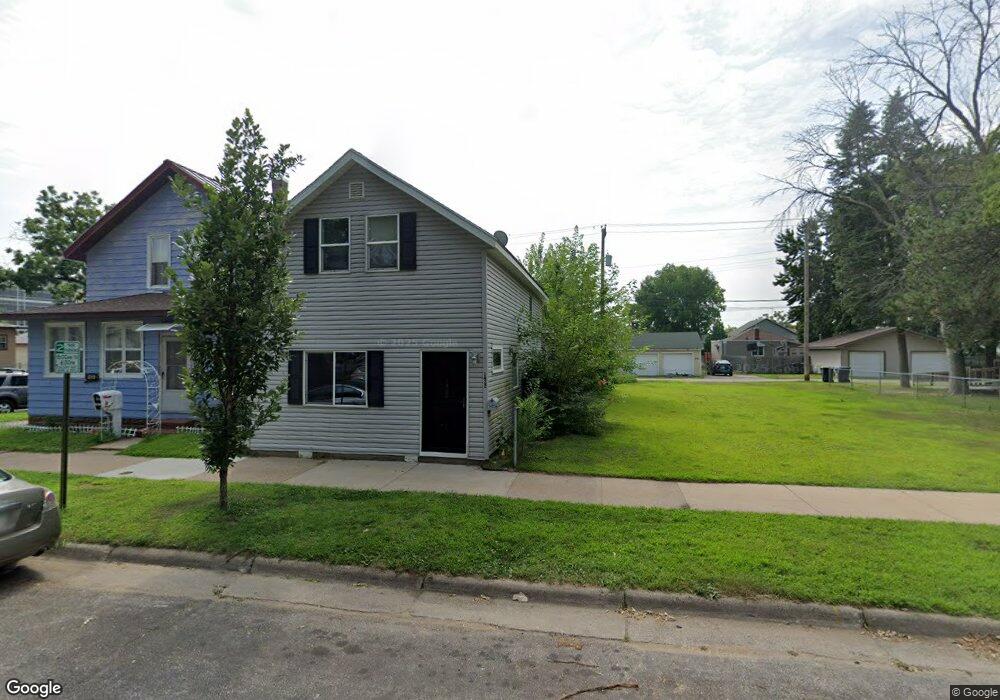 1422 9th St S, La Crosse, WI 54601 - photo 1