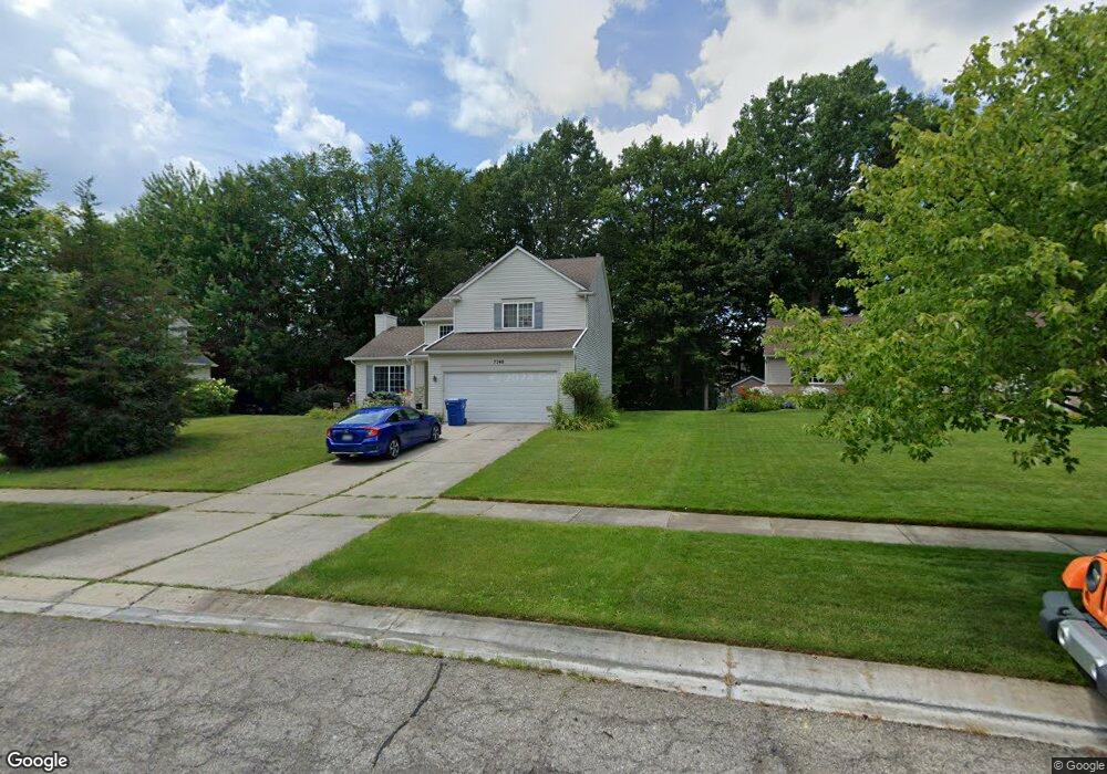 7340 Roberta Ln, Waterford, MI 48327 - photo 1