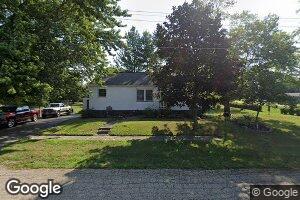 100 Rodney Ave, Walnut, IL 61376