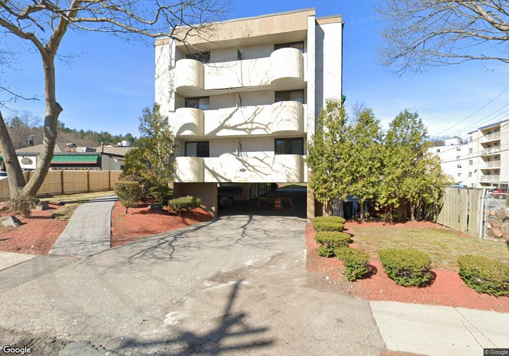 295 W Wyoming Ave unit 8C, Stoneham, MA 02180 - photo 1