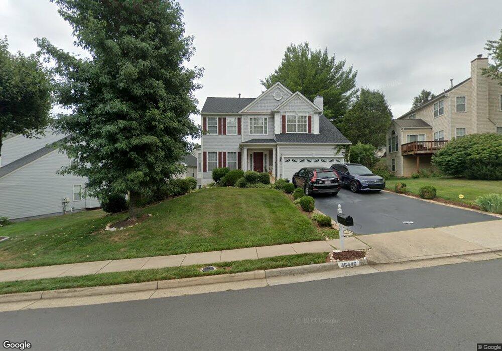 46446 Cedarhurst Dr, Sterling, VA 20165 - photo 1