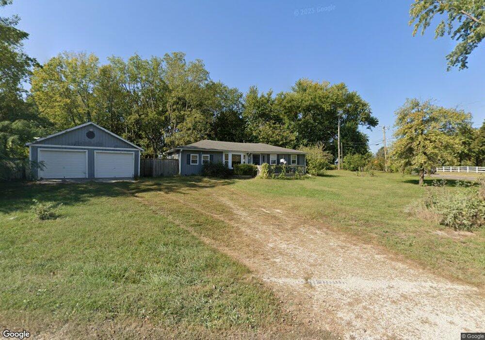 102 Frederick Ln, Raymore, MO 64083 - photo 1