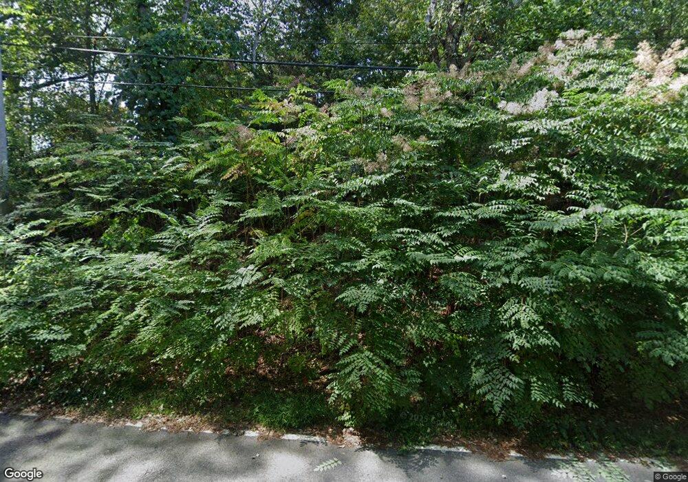 161 Commonwealth Ave, Warwick, RI 02886 - photo 1