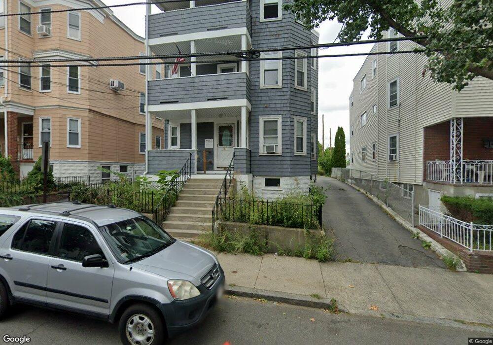 11 Heath St, Somerville, MA 02145 - photo 1