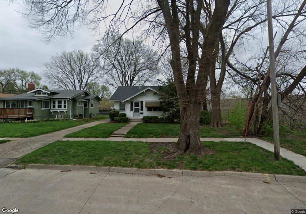 845 39th St, Des Moines, IA 50312 - photo 1