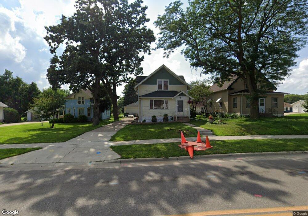 927 Bridge Ave, Albert Lea, MN 56007 - photo 1