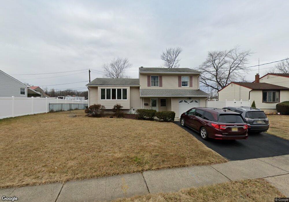 70 Rieder Rd, Edison, NJ 08817 - photo 1