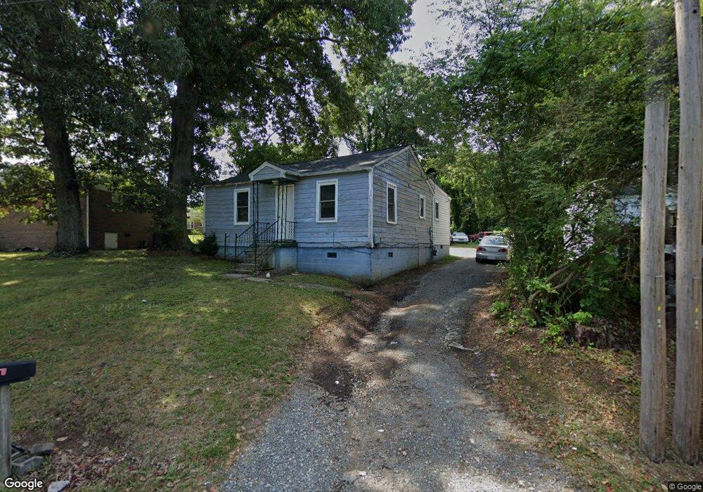 707 Willow St, Reidsville, NC 27320 - photo 1