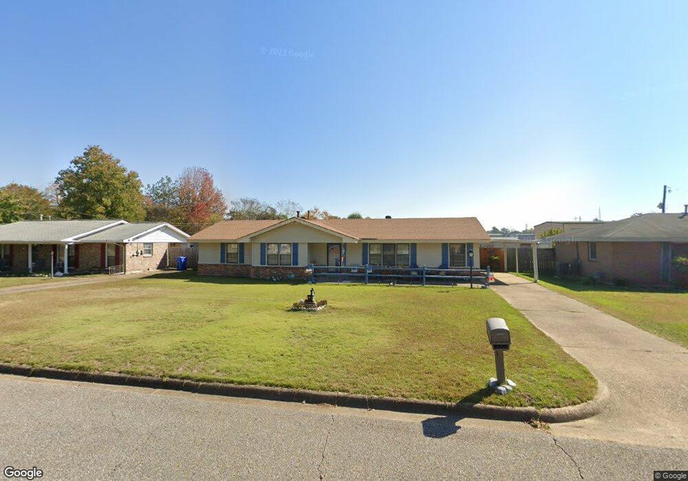208 Stewart St, Prattville, AL 36067 - photo 1