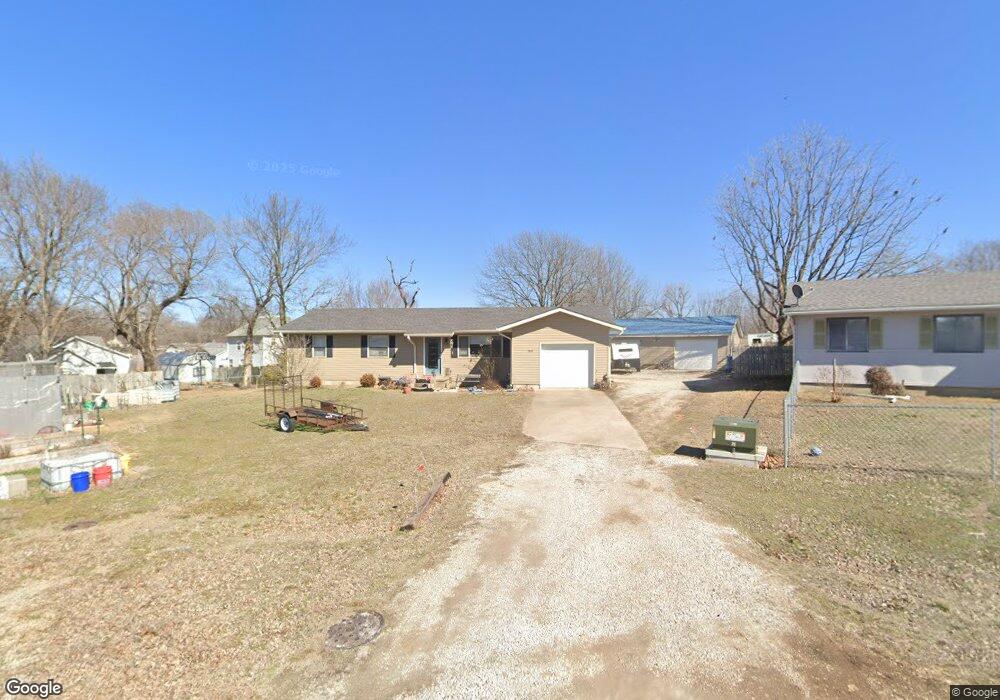 509 E 2nd St, Carl Junction, MO 64834 - photo 1