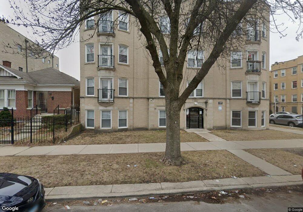 6456 N Fairfield Ave unit 6456, Chicago, IL 60645 - photo 1
