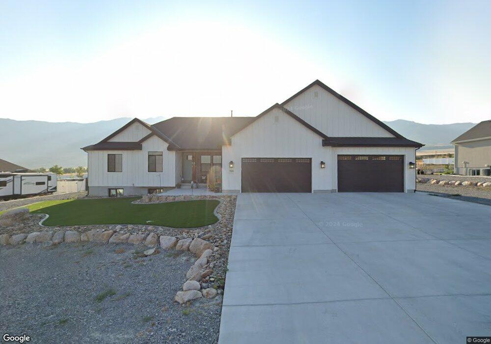 7034 N Blue Moon Dr, Tooele, UT 84074 - photo 1