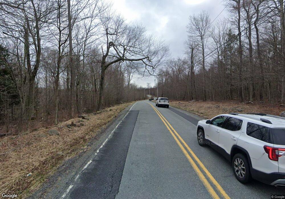 423 Carlton Rd, Tobyhanna, PA 18466 - photo 1