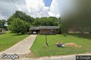 451 Beacham Ave, Unadilla, GA 31091