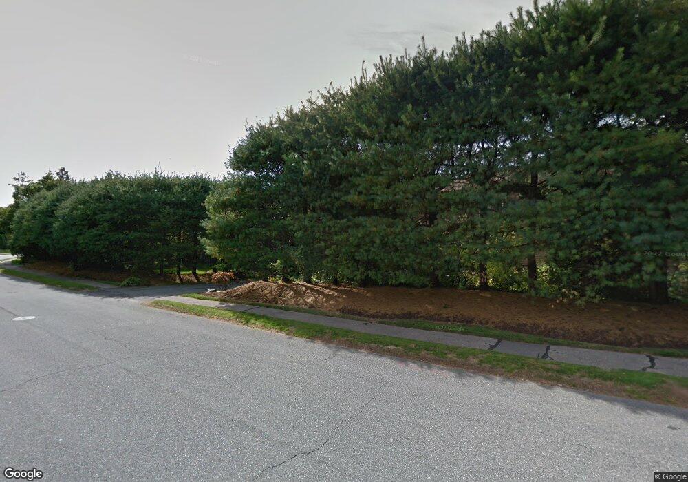 194 Captain Eames Cir, Ashland, MA 01721 - photo 1