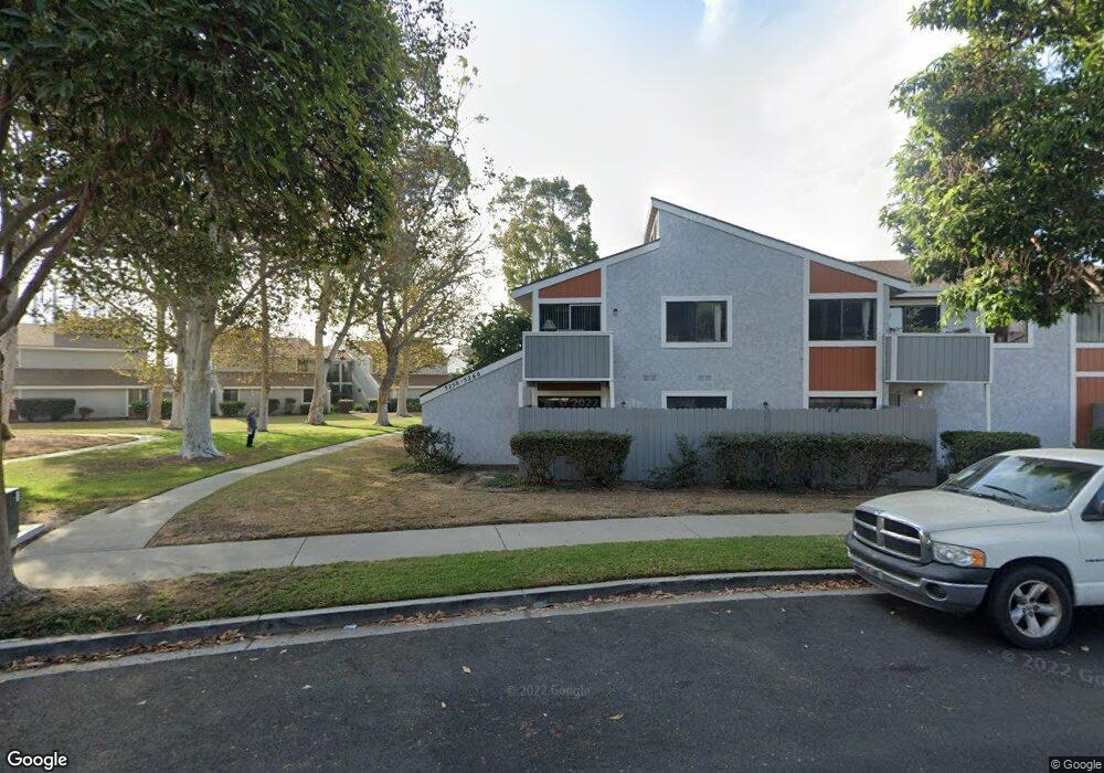 5250 Longfellow Way, Oxnard, CA 93033 - photo 1