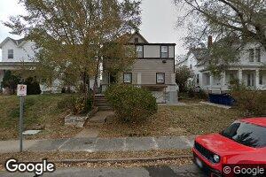 1305 S 32nd St, Omaha, NE 68105