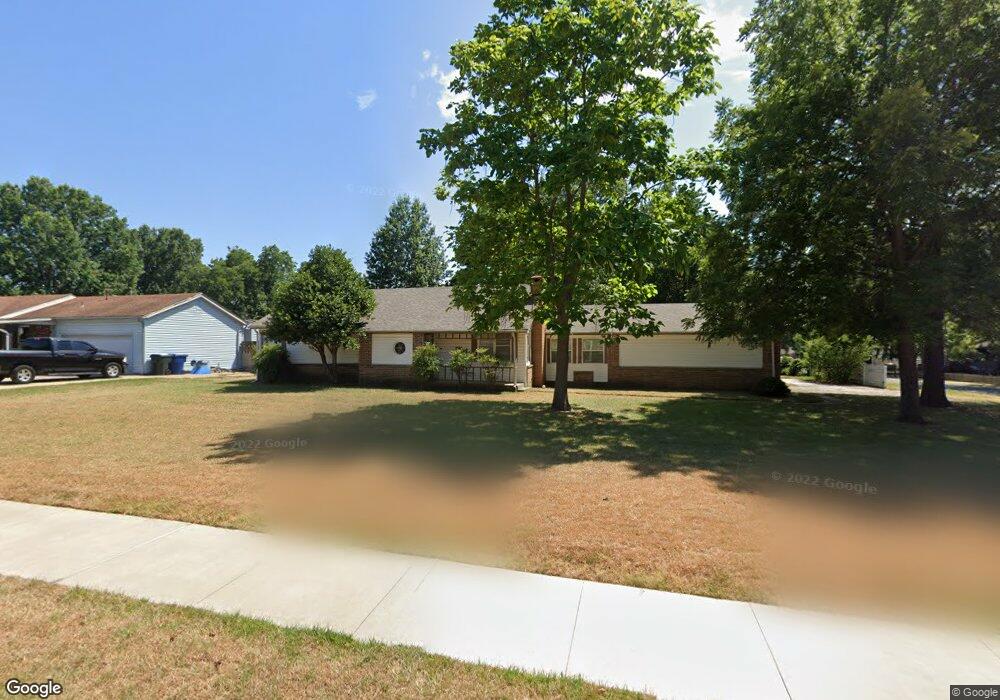 301 E 11th St, Claremore, OK 74017 - photo 1