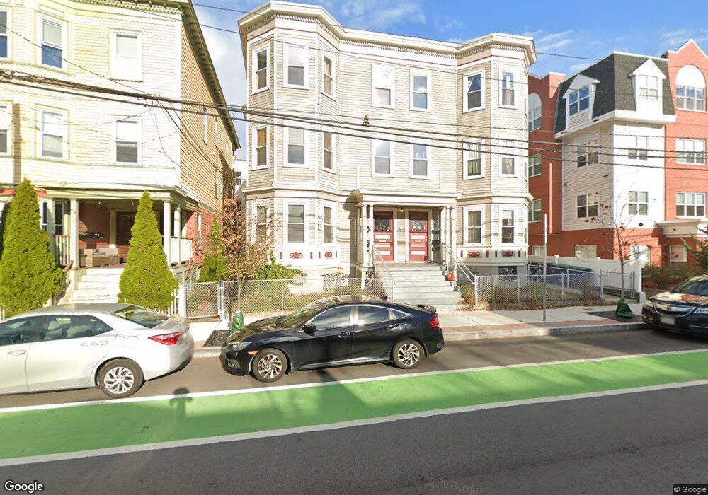 71 Beacon St unit 1, Somerville, MA 02143 - photo 1