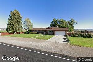 301 E Sr 72, Loa, UT 84747