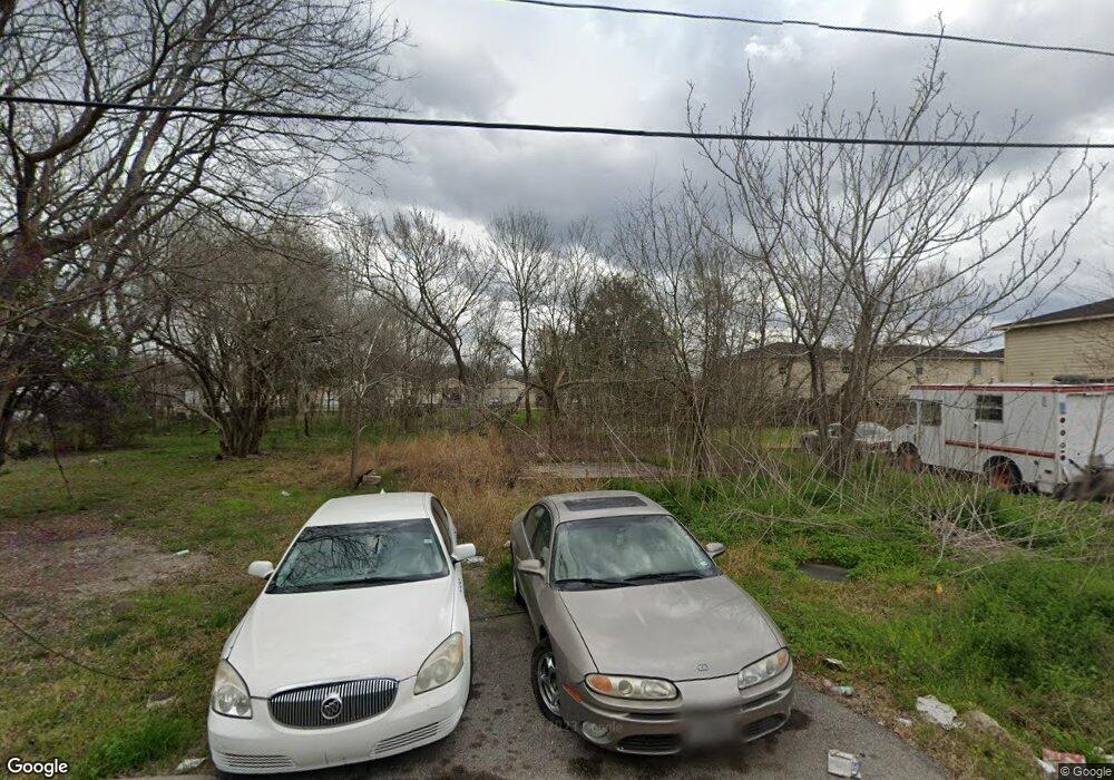 6923 Liverpool St, Houston, TX 77021 - photo 1