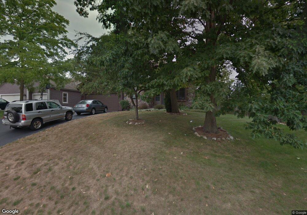 12 Longwood Ct, Algonquin, IL 60102 - photo 1