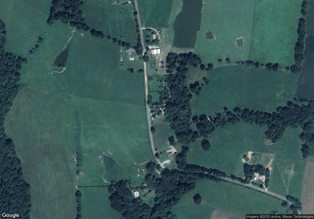 1018 Betterton Rd, Walling, TN 38587 - photo 1