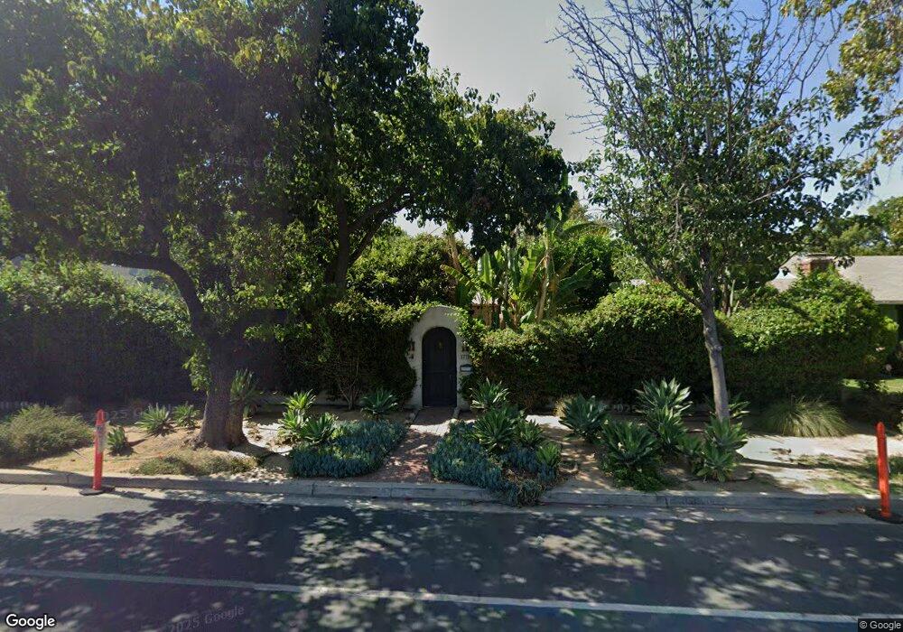 1711 W Riverside Dr, Burbank, CA 91506 - photo 1