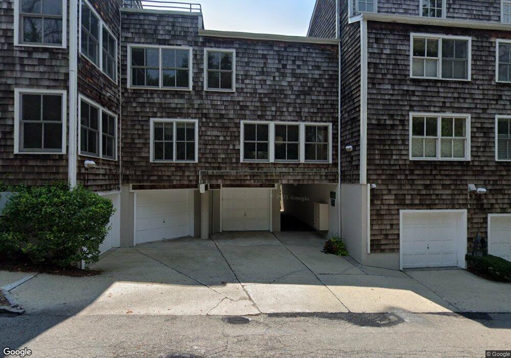 27 N Buckhout St unit 1, Irvington, NY 10533 - photo 1