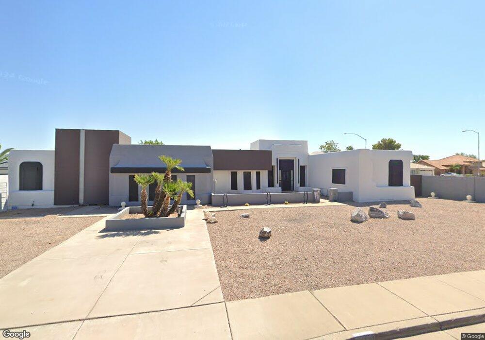 2811 N Whiting Cir, Mesa, AZ 85213 - photo 1