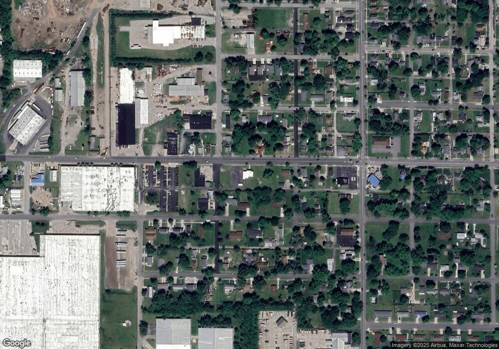 1333 W Lusher Ave, Elkhart, IN 46517 - photo 1