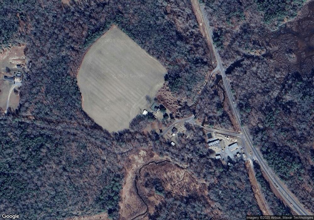 136 Winter Harbor Rd, Colonial Beach, VA 22443 - photo 1