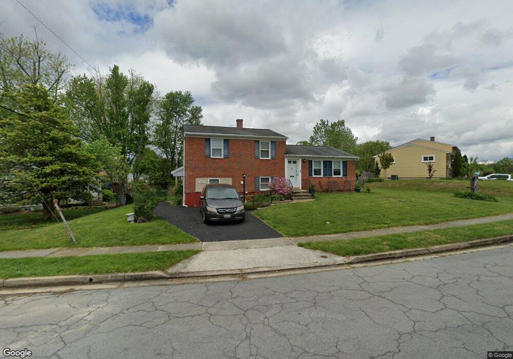 202 Worthmont Rd, Catonsville, MD 21228 - photo 1