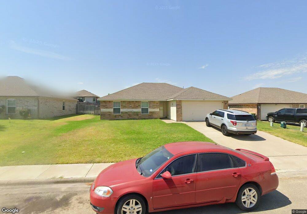 407 Blayton St, Troy, TX 76579 - photo 1