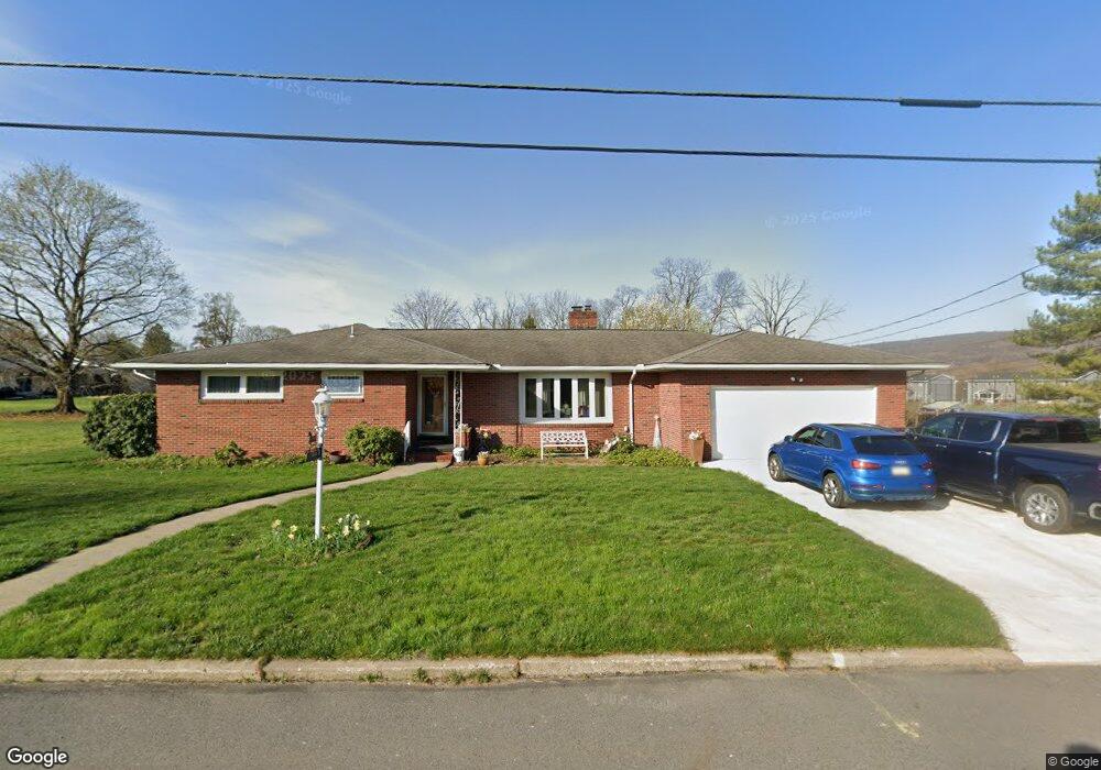 40 Shulde Ln, Wyoming, PA 18644 - photo 1