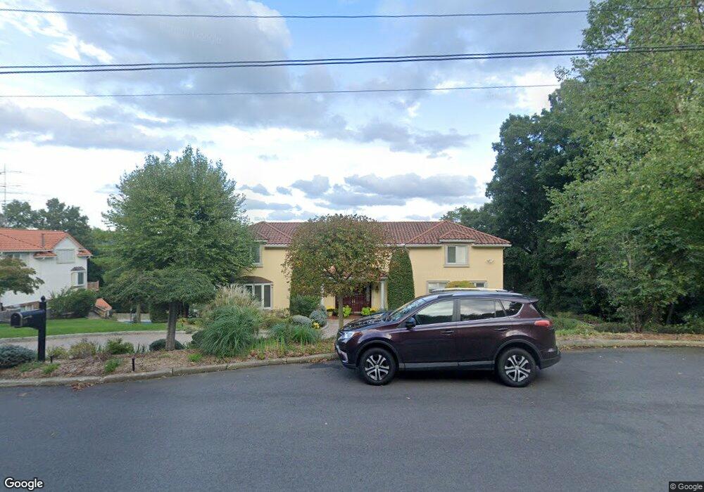 54 Hillcrest Dr, Upper Saddle River, NJ 07458 - photo 1