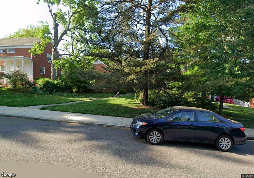 1739 Preston Rd unit Parkfairfax Condo, Alexandria, VA 22302 - photo 1