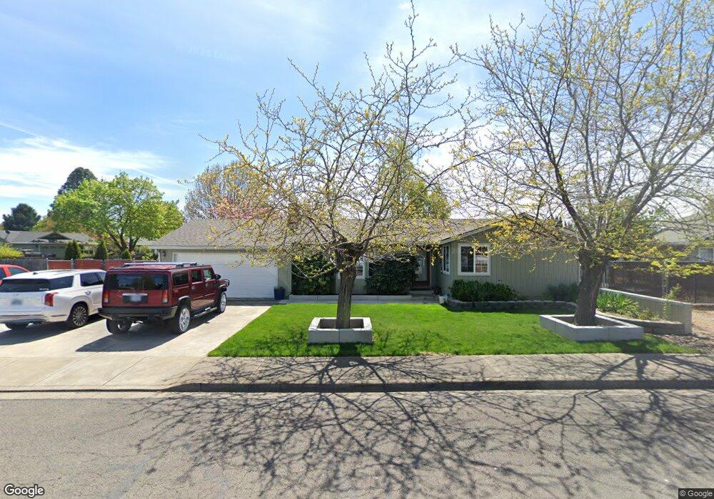 1601 Timothy St, Central Point, OR 97502 - photo 1